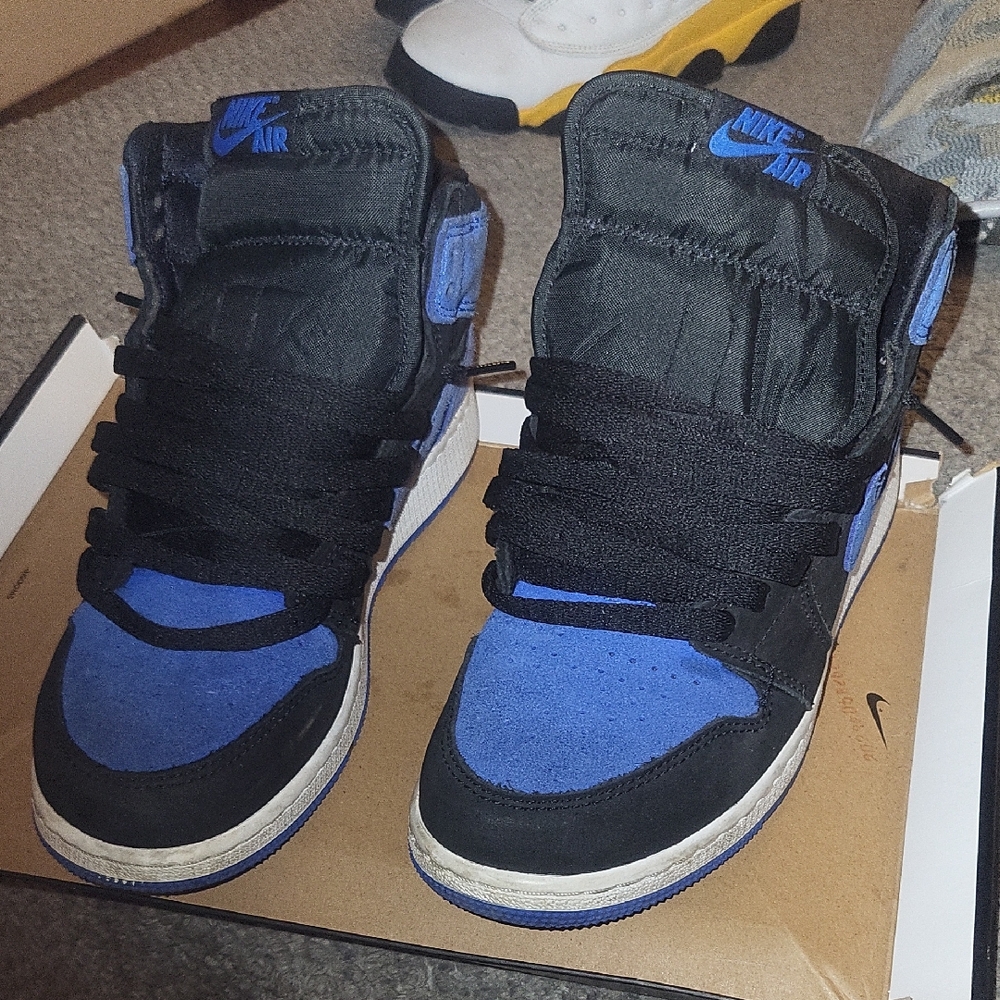 Nike Black and Blue Sneakers High-Top Design